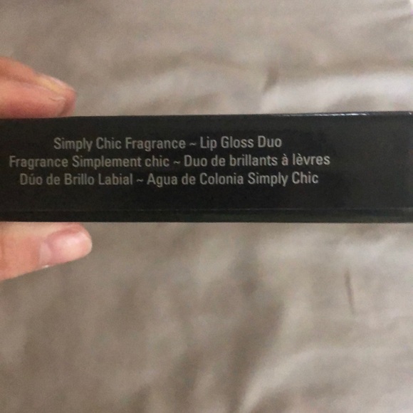 Mary Kay - Picture 4 of 4